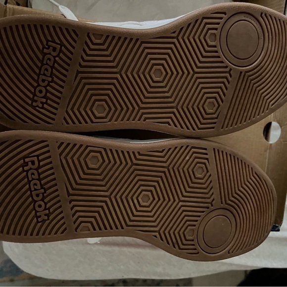 Reebok Men's Club MEMT, White and Brown - Picture 5 of 7